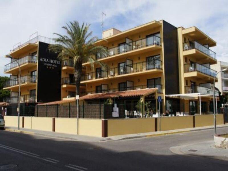 Adia Hotel Cunit Playa ภายนอก รูปภาพ