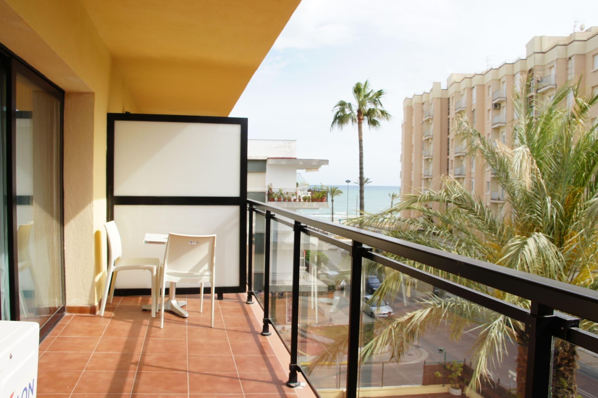 Adia Hotel Cunit Playa ภายนอก รูปภาพ