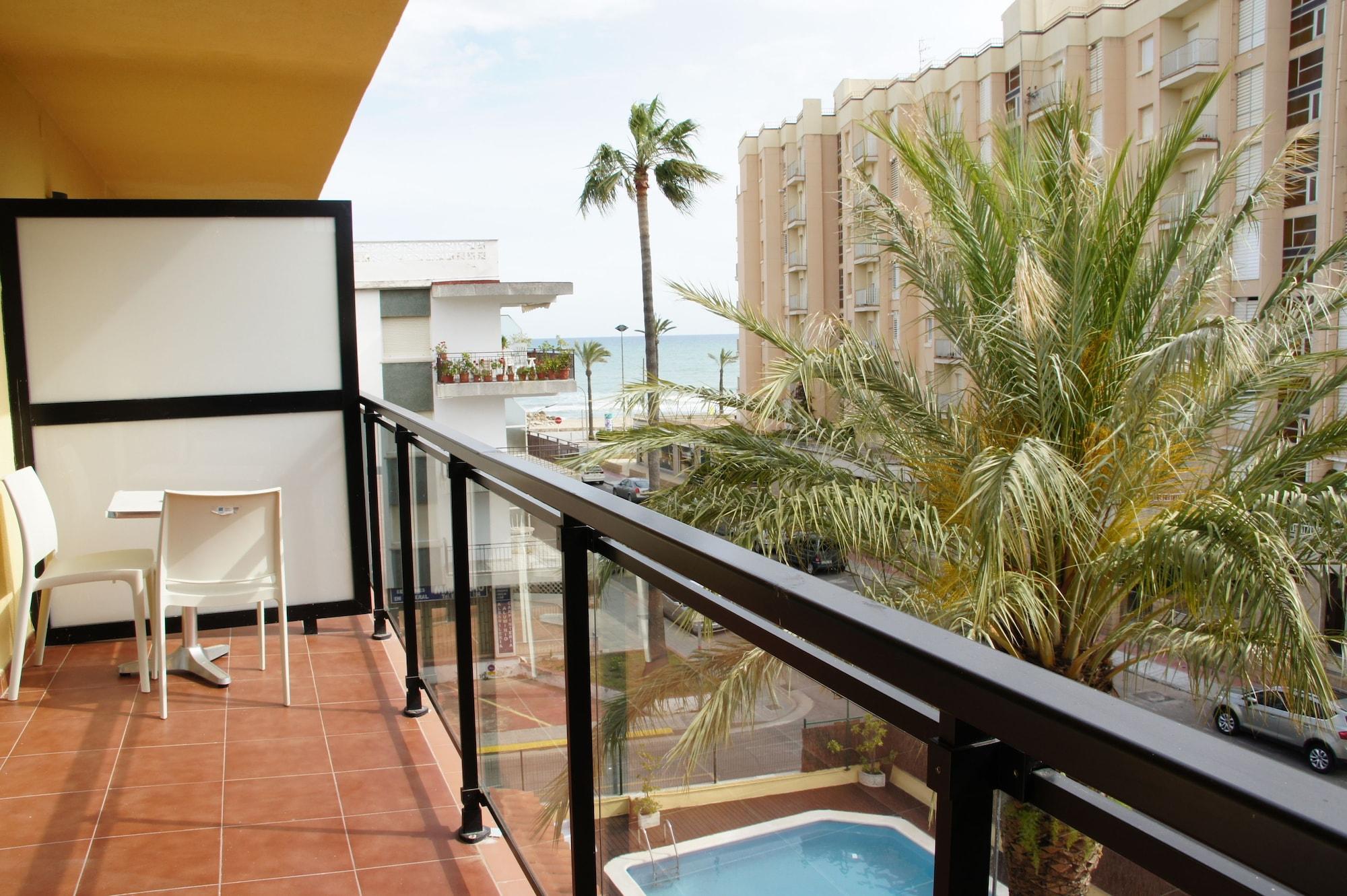 Adia Hotel Cunit Playa ภายนอก รูปภาพ