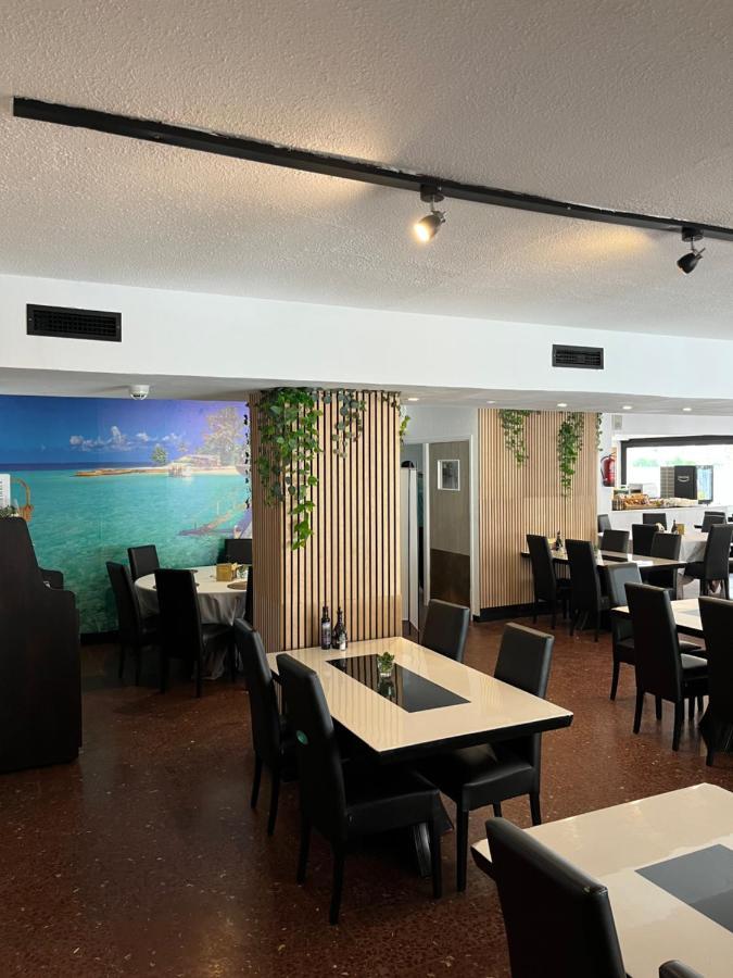 Adia Hotel Cunit Playa ภายนอก รูปภาพ