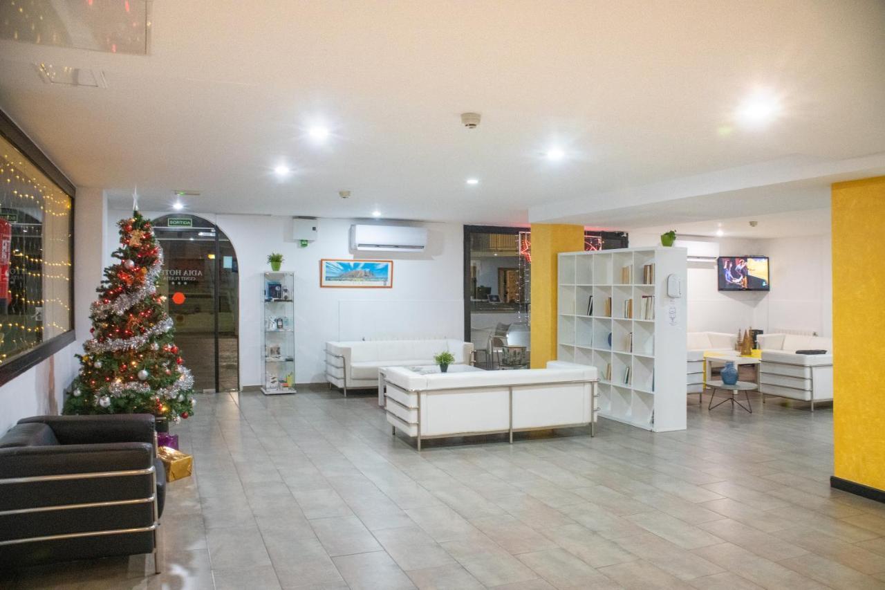 Adia Hotel Cunit Playa ภายนอก รูปภาพ