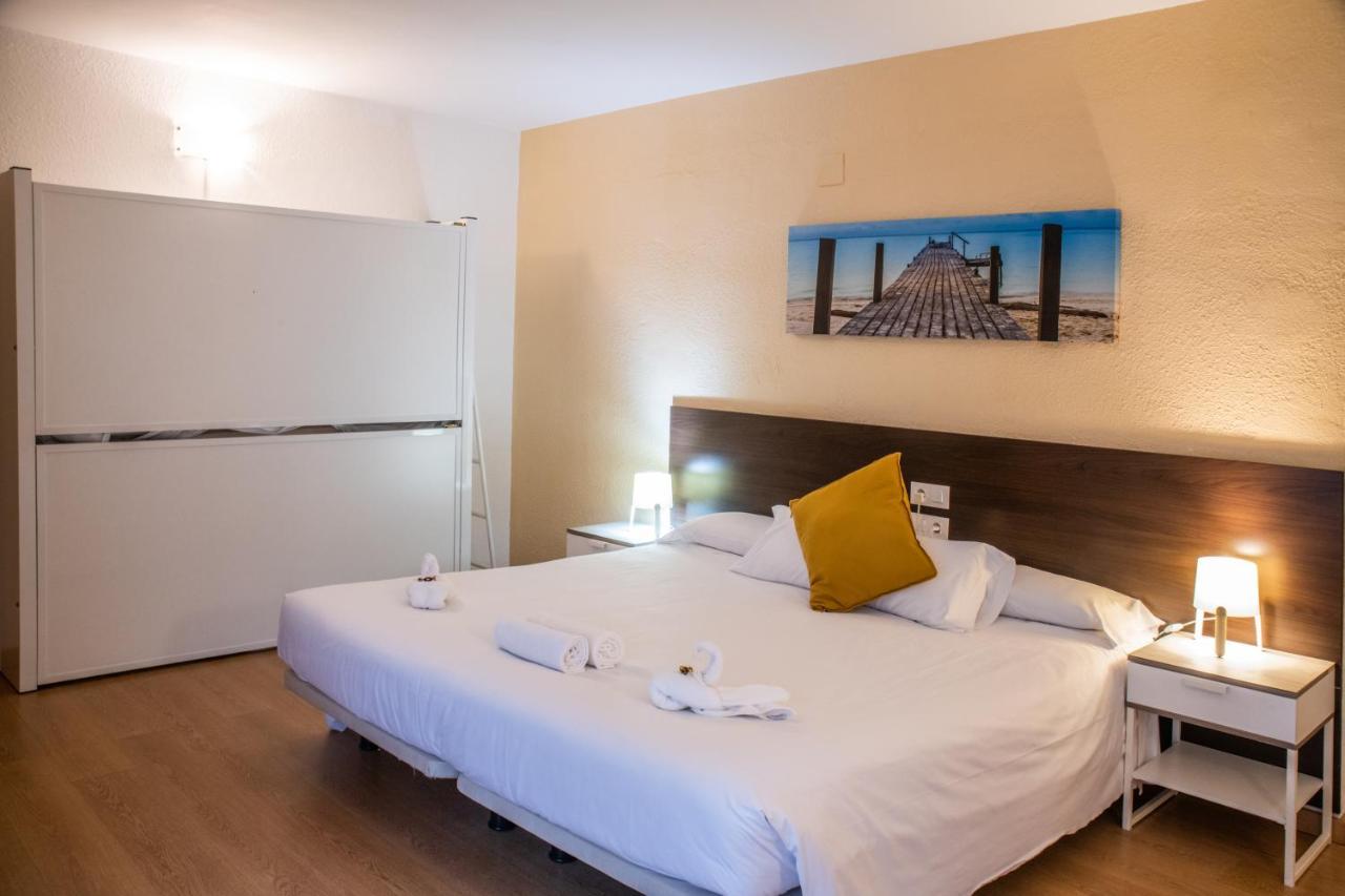 Adia Hotel Cunit Playa ภายนอก รูปภาพ