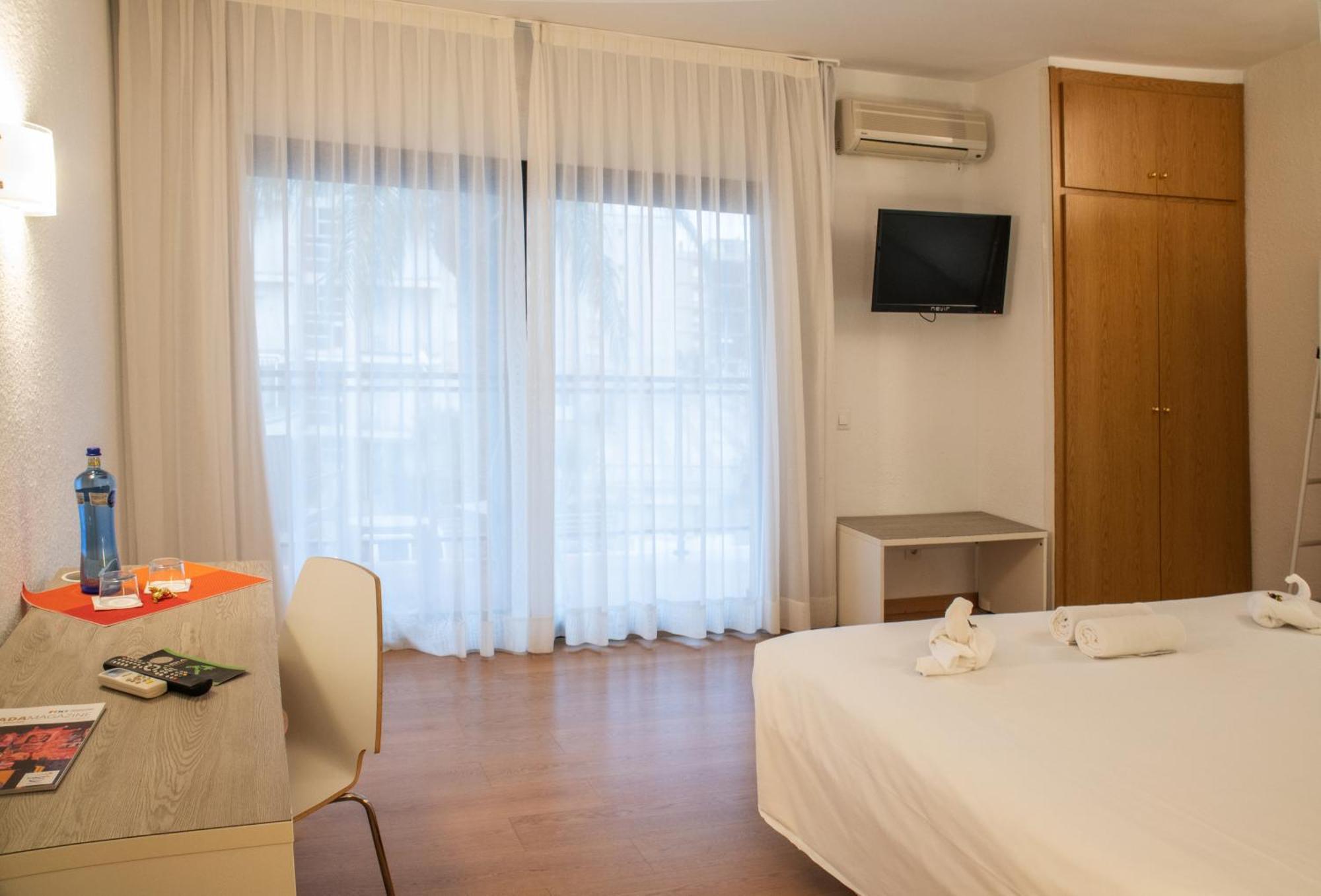 Adia Hotel Cunit Playa ห้อง รูปภาพ